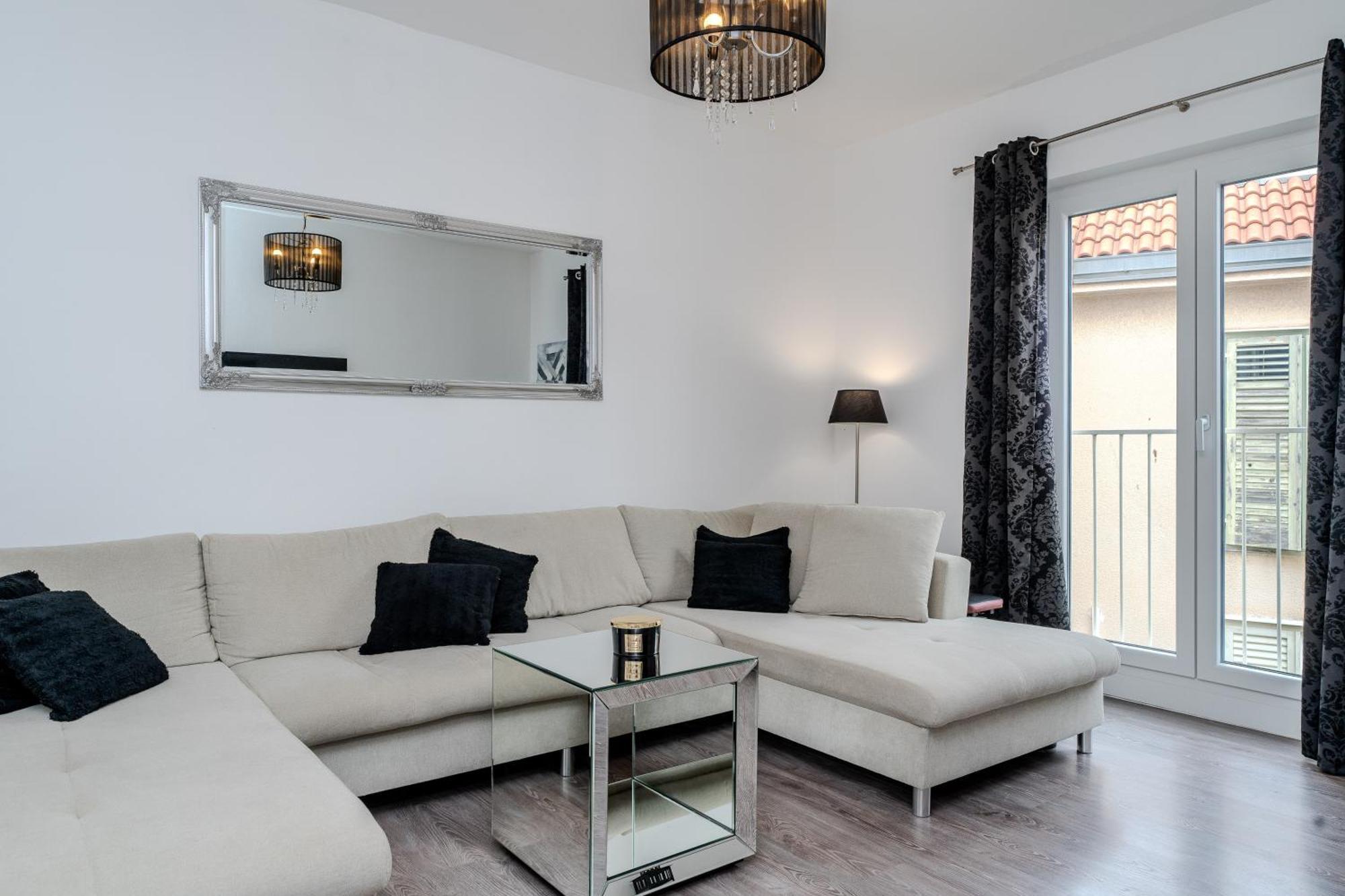 Zadar Center Apartment Verdi,Big & Cosy Dış mekan fotoğraf